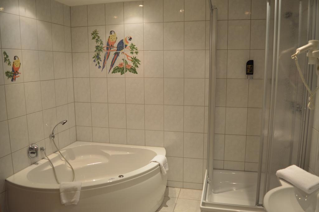 Hotel Arosa Kassel Ngoại thất bức ảnh